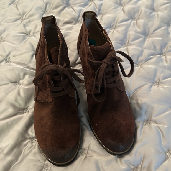 FrancoSarto Suede wedge Ankle Boots NEW - Picture 3 of 5